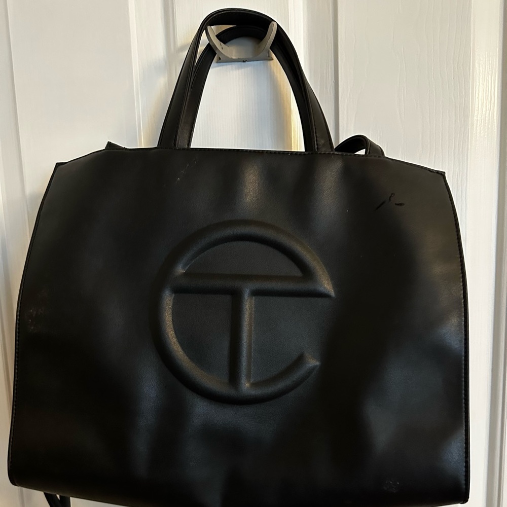 TELFAR LARGE BLACK pic of receipt authentic